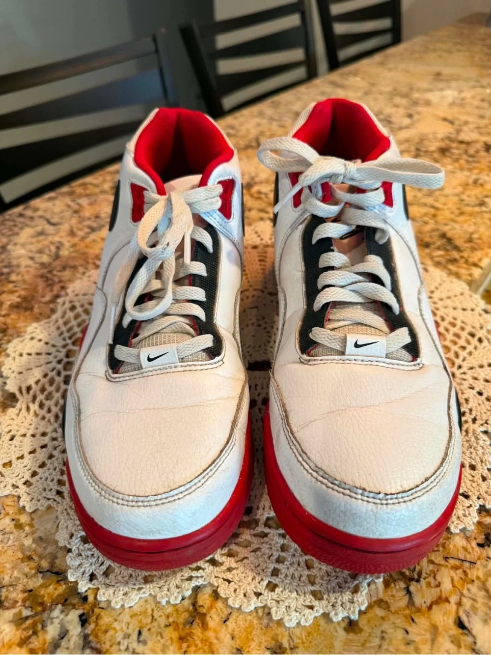 Nike Flight Legacy Men’s 10.5 Mid Top Sneaker White/Red/Black BQ4212-100
